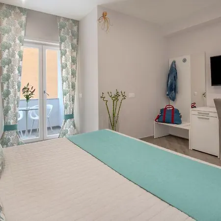 Bed and breakfast Cioffi 4*